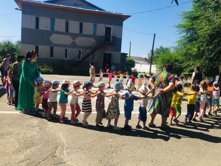 "Жайдарлы жаз" жаз мезгіліндегі ойын сауык мерекесінен үзінді.