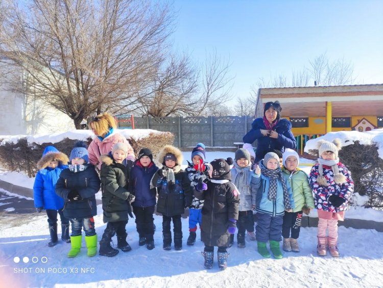 Ереск топтар арасында өткізілген дене шынықтыру мерекесі. "Денің сау болсын десен, спортпен шынық" Мақсаты: Таза ауада  балаларды эстафеталық ойын түрлері арқылы шынықтыру.